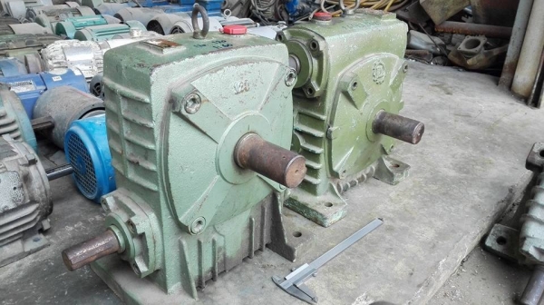 วอร์มเกียร์ทด TAIWAN เบอร์ 120 ทด 1:60 สภาพสวยหมุนนิ่มพร้อมใช้มาเทสได้ครับ!!