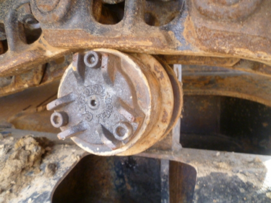 ขาย CAT313 เก่าญี่ปุ่น แท้  ใช้งานมาแค่ 3000 กว่าฃม. กำลังเดินทางมาถึงไทยเร็วๆๆนี้  สนใจโทร 089-7462641 สุวรรณี