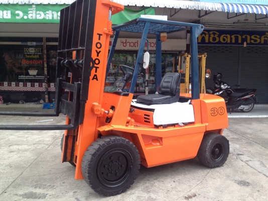 ฟอร์คลิฟต์ TOYOTA  3  TON
