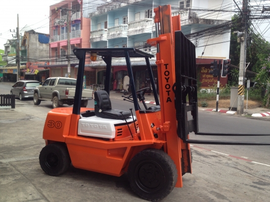 ฟอร์คลิฟต์ TOYOTA  3  TON
