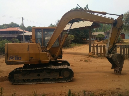 ขาย Komatsu Pc 60-6 สภาพเยี่ยม เครื่องแน่น มีเล่มทะเบียน พร้อมใช้งาน