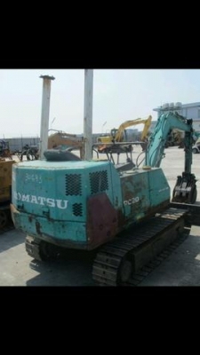 ขายแบคโฮkomatsu pc20รุ่น6 รถนำเข้านอก