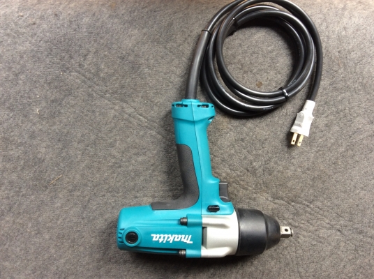 -----บ๊อกไฟฟ้า Makita TW0200 ------