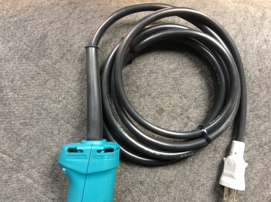 -----บ๊อกไฟฟ้า Makita TW0200 ------