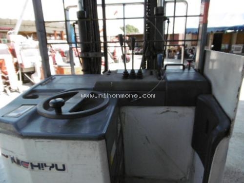 รถยกไฟฟ้ายืนขับ  NICHIYU   FBR13-60C-300 รหัสสินค้า : 80903549 ติดต่อ Tel.086-8150487  www.nihonmono.com