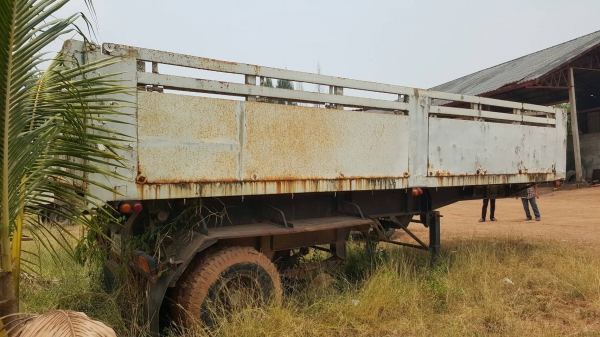 ขาย หางเซมิดั้ม 2 เพลา ยาว 7 เมตร กระทะล้อมีให้ครบ เอกสารเล่มทะเบียนพร้อม ราคาต่อรองได้ ขาย หางเซมิดั้ม 2 เพลา ยาว 7 เมตร กระทะล้อมีให้ครบ เอกสารเล่มทะเบียนพร้อม ราคาต่อรองได้