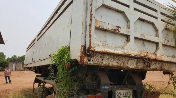 ขาย หางเซมิดั้ม 2 เพลา ยาว 7 เมตร กระทะล้อมีให้ครบ เอกสารเล่มทะเบียนพร้อม ราคาต่อรองได้ ขาย หางเซมิดั้ม 2 เพลา ยาว 7 เมตร กระทะล้อมีให้ครบ เอกสารเล่มทะเบียนพร้อม ราคาต่อรองได้