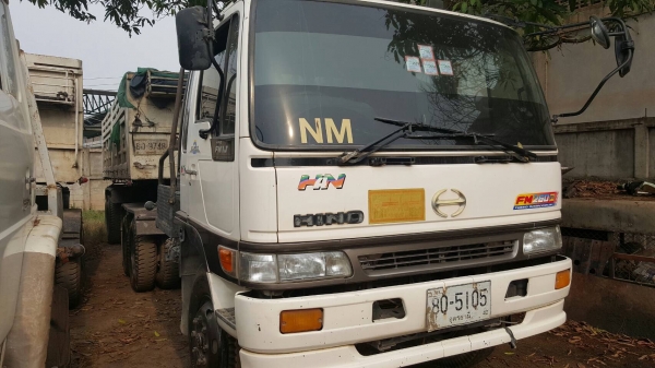 ขาย หัวลาก HINO เครื่อง EP100 โบอินเตอร์ 285 แรงม้า ติดแก๊ส NGV 8 ถัง มีสโลว์กลาง พร้อมหางเซมิดั้ม 2 เพลา ยาว 7 เมตร ยางเต็ม ทะเบียนเต็มพร้อมโอนครับ