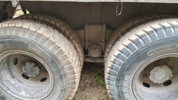 ขาย หัวลาก HINO เครื่อง EP100 โบอินเตอร์ 285 แรงม้า ติดแก๊ส NGV 8 ถัง มีสโลว์กลาง พร้อมหางเซมิดั้ม 2 เพลา ยาว 7 เมตร ยางเต็ม ทะเบียนเต็มพร้อมโอนครับ