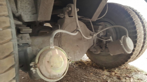 ขาย หัวลาก HINO เครื่อง EP100 โบอินเตอร์ 285 แรงม้า ติดแก๊ส NGV 8 ถัง มีสโลว์กลาง พร้อมหางเซมิดั้ม 2 เพลา ยาว 7 เมตร ยางเต็ม ทะเบียนเต็มพร้อมโอนครับ