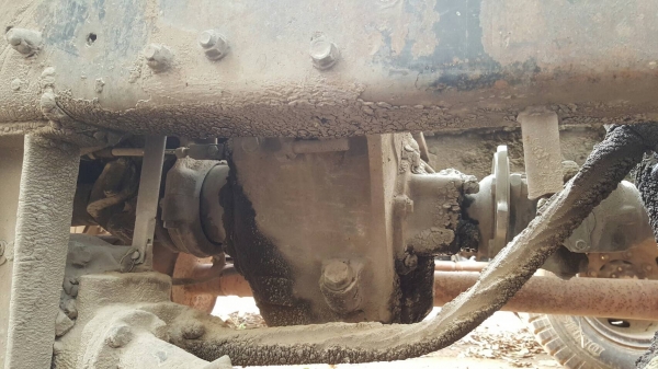 ขาย หัวลาก HINO เครื่อง EP100 โบอินเตอร์ 285 แรงม้า ติดแก๊ส NGV 8 ถัง มีสโลว์กลาง พร้อมหางเซมิดั้ม 2 เพลา ยาว 7 เมตร ยางเต็ม ทะเบียนเต็มพร้อมโอนครับ