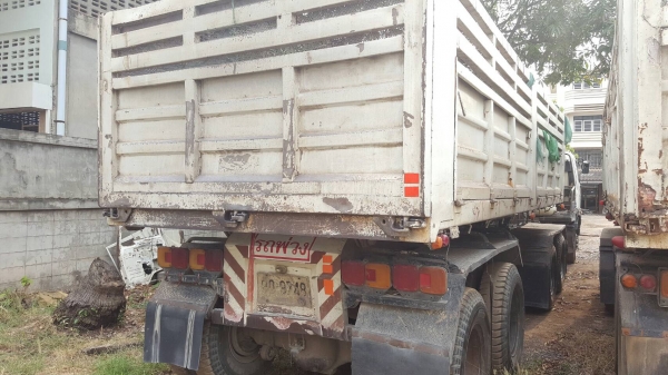 ขาย หัวลาก HINO เครื่อง EP100 โบอินเตอร์ 285 แรงม้า ติดแก๊ส NGV 8 ถัง มีสโลว์กลาง พร้อมหางเซมิดั้ม 2 เพลา ยาว 7 เมตร ยางเต็ม ทะเบียนเต็มพร้อมโอนครับ