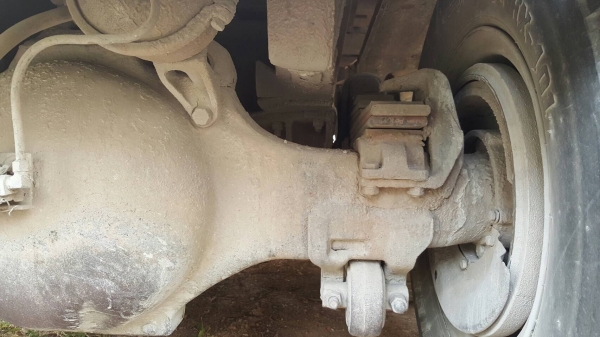 ขาย หัวลาก HINO เครื่อง EP100 โบอินเตอร์ 285 แรงม้า ติดแก๊ส NGV 8 ถัง มีสโลว์กลาง พร้อมหางเซมิดั้ม 2 เพลา ยาว 7 เมตร ยางเต็ม ทะเบียนเต็มพร้อมโอนครับ