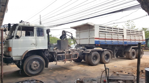 ขาย หัวลาก HINO FM227 พร้อมหางเซมิดั้ม 2 เพลา ยาว 7.50 เมตร เครื่อง EM100 220 แรงม้า คัสซีสวย มีสโลว์กลาง รถพร้อมใช้ ทะเบียนเต็มพร้อมโอน