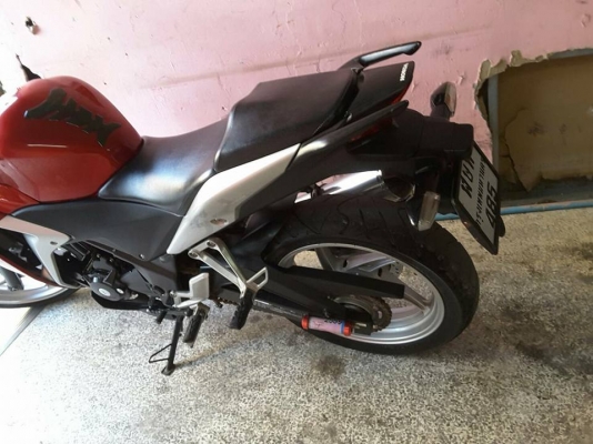 ขาย HONDA CBR 250 i ปี 55 สภาพเครื่องดีเดิมๆ สภายภายนอกสวย กุญแจมีสองดอก มีท่อเดิมให้ด้วยอีกใบ รถวิ่งน้อย หมื่นหนึ่งพันกว่าโล เล่มพร้อมชุดโอน ขาย HONDA CBR 250 i ปี 55 สภาพเครื่องดีเดิมๆ สภายภายนอกสวย กุญแจมีสองดอก มีท่อเดิมให้ด้วยอีกใบ รถวิ่งน้อย หมื่นหนึ่งพันกว่าโล เล่มพร้อมชุดโอน