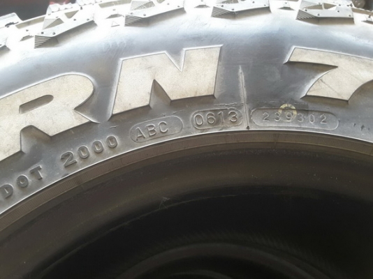 Maxxis MT 764 ขนาด 30/9.5/15 ปี13 สภาพสวยๆ 1ชุด