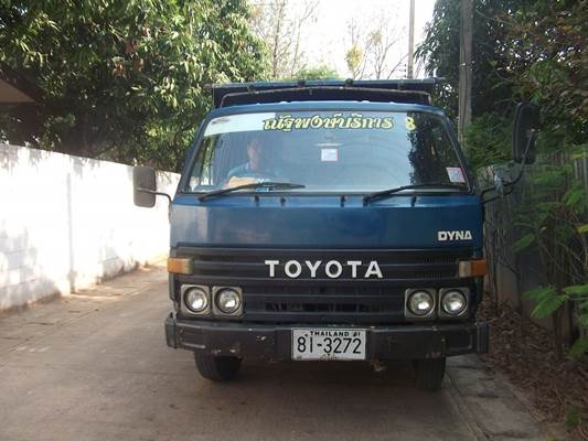 ฝากขายรถ 6 ล้อดั้มโตโยต้า  117 แรง  ยังไม่ได้ขายครับ