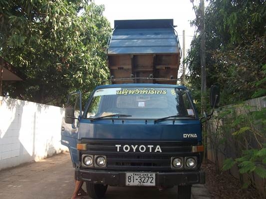 ฝากขายรถ 6 ล้อดั้มโตโยต้า  117 แรง  ยังไม่ได้ขายครับ