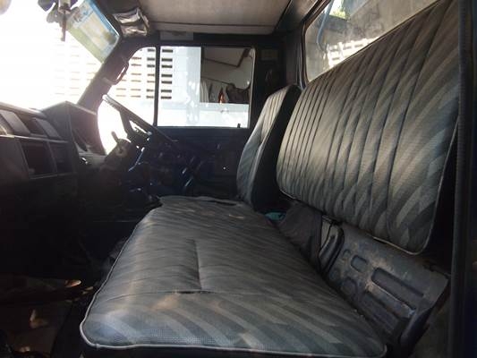 ฝากขายรถ 6 ล้อดั้มโตโยต้า  117 แรง  ยังไม่ได้ขายครับ