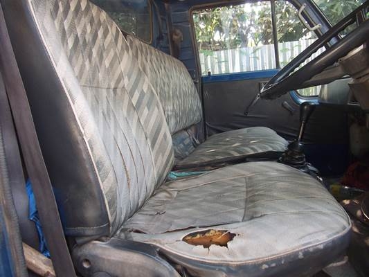 ฝากขายรถ 6 ล้อดั้มโตโยต้า  117 แรง  ยังไม่ได้ขายครับ