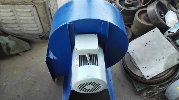 ** ขายแล้วครับ!! **โบวเวอร์ดูด-เป่าอากาศ มอเตอร์ SEMCO Germany 5.5 HP 380V 2900 RPM รอบเร็วลมแรงสภาพสวยวิ่งเงียบมาเทสก่อนได้.