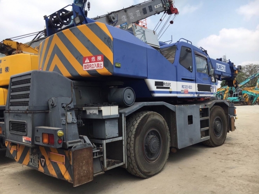 เครน 25 ตัน TADANO GR250N-1 Rough terrain crane นำเข้าจากญี่ปุ่น โทร. 080-6565422 (หนิง) เครน 25 ตัน TADANO GR250N-1 Rough terrain crane นำเข้าจากญี่ปุ่น โทร. 080-6565422 (หนิง)