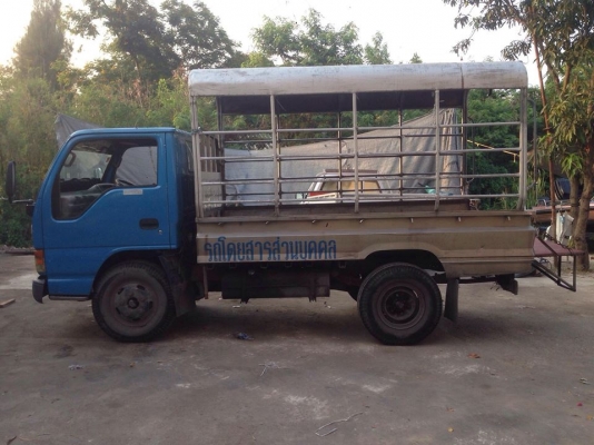 ขายรถ4ล้อ โตโยต้าหัวอีซูซุ กระบะแสตนแลส เครื่องดีเซล2L พร้อมใช้งานทะเบียนขาดธันวา58 เอกสารพร้อมโอนเลขเครื่องไม่ตรง ขาย 95000 บาท
