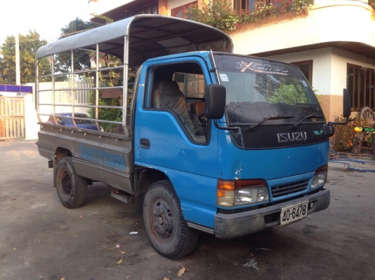 ขายรถ4ล้อ โตโยต้าหัวอีซูซุ กระบะแสตนแลส เครื่องดีเซล2L พร้อมใช้งานทะเบียนขาดธันวา58 เอกสารพร้อมโอนเลขเครื่องไม่ตรง ขาย 95000 บาท