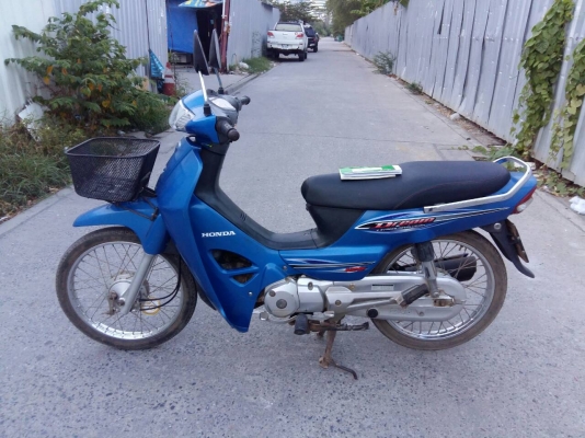 HONDA ดรีม ราคา 18000 บาท สนใจโทร 089-8859869 เดช