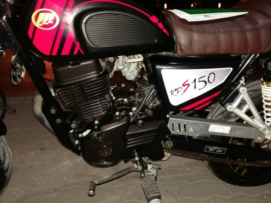 LIFAN ตัวท็อปแต่งออกมาจากศูนย์ ราคา 31000 บาท สนใจโทร 089-8859869 เดช