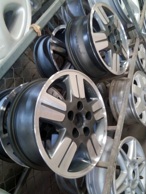 แม็กขอบ 15 TOYOTA VIGO 15x6JJ. ขนาด 5 รู สวยๆ ชุด 4 วง tel.081-427-3941 ไลน์ไอดี 0814273941 แม็กขอบ 15 TOYOTA VIGO 15x6JJ. ขนาด 5 รู สวยๆ ชุด 4 วง tel.081-427-3941 ไลน์ไอดี 0814273941