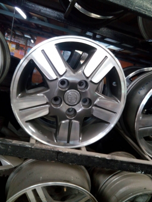 แม็กขอบ 15 TOYOTA VIGO 15x6JJ. ขนาด 5 รู สวยๆ ชุด 4 วง tel.081-427-3941 ไลน์ไอดี 0814273941 แม็กขอบ 15 TOYOTA VIGO 15x6JJ. ขนาด 5 รู สวยๆ ชุด 4 วง tel.081-427-3941 ไลน์ไอดี 0814273941