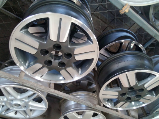 แม็กขอบ 15 TOYOTA VIGO 15x6JJ. ขนาด 5 รู สวยๆ ชุด 4 วง tel.081-427-3941 ไลน์ไอดี 0814273941 แม็กขอบ 15 TOYOTA VIGO 15x6JJ. ขนาด 5 รู สวยๆ ชุด 4 วง tel.081-427-3941 ไลน์ไอดี 0814273941