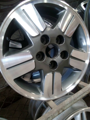 แม็กขอบ 15 TOYOTA VIGO 15x6JJ. ขนาด 5 รู สวยๆ ชุด 4 วง tel.081-427-3941 ไลน์ไอดี 0814273941 แม็กขอบ 15 TOYOTA VIGO 15x6JJ. ขนาด 5 รู สวยๆ ชุด 4 วง tel.081-427-3941 ไลน์ไอดี 0814273941