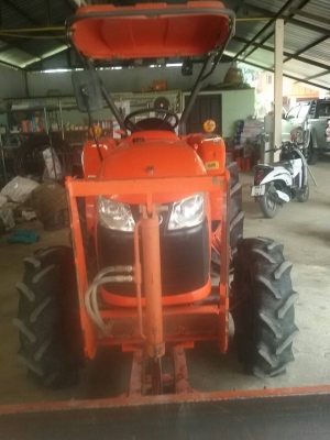 ขาย คูโบต้า 36 แรงม้า มีคู่มือ ใช้งานมาน้อย ขาย คูโบต้า 36 แรงม้า มีคู่มือ ใช้งานมาน้อย