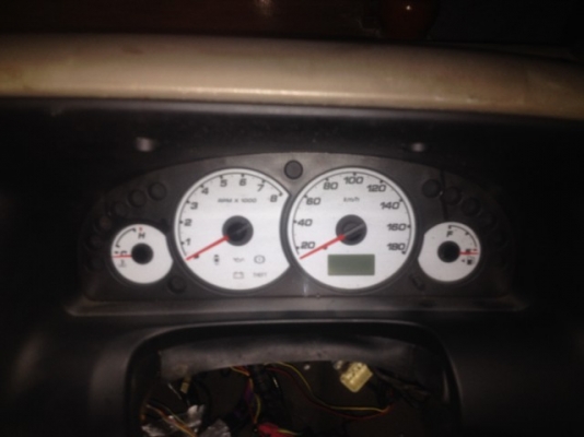 คอลโซลหน้า FORD ESCAPE พร้อมชุดสายไฟเก่าญี่ปุ่นเเท้สภาพดี