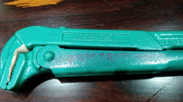 ขายคอม้าDOWIDAT Made in Germany. ขนาดปากจับ3"งานใหม่เก่าเก็บ