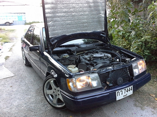 BENZ 230E W124