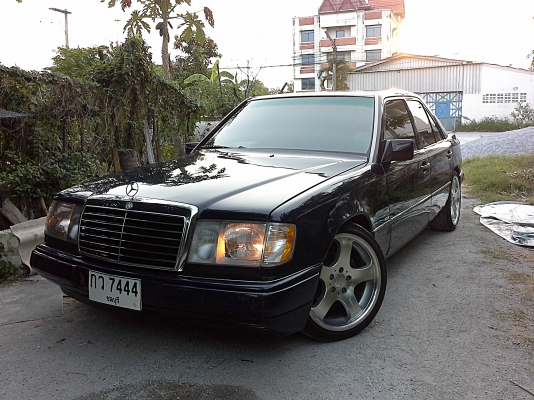 BENZ 230E W124