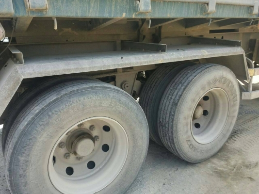 ประกาศขายหางลูกพ่วงดั้มยี่ห้อสามมิตร สามเพลายัด ราคา450000บาท สุขุม-ตรัง 087-2836792,093-7124055