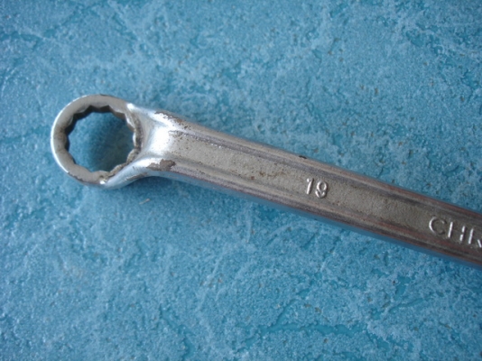 ประแจแหวน made in W - Germany มือสองสภาพดี 19/22 ประแจแหวน made in W - Germany มือสองสภาพดี 19/22