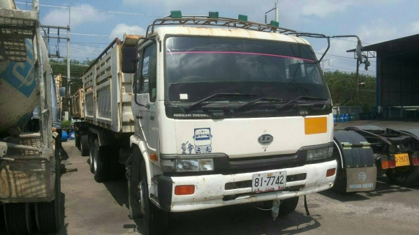 ขายรถดั้มแม่ลูก NISSAN UD CW 214M