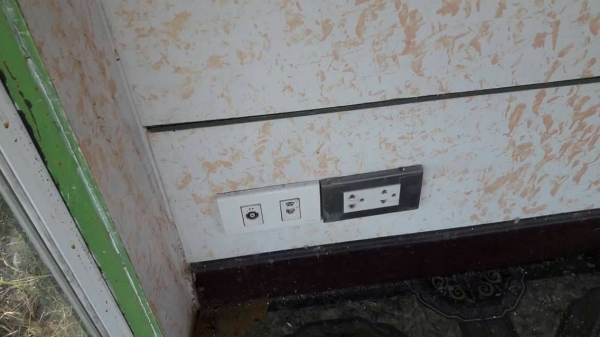 ขายตู้ออฟฟิต ขนาด 20 ฟุต  ตกแต่งแล้ว