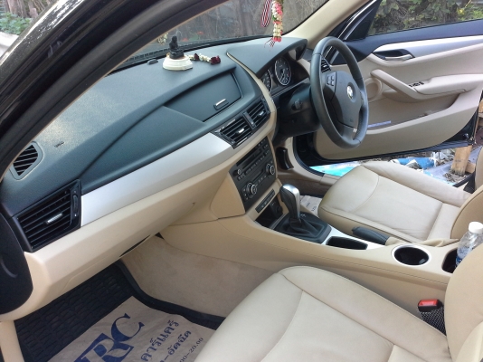 BMW X1 สวยๆครับ มีอเดียว วิ่งน้อย ต่อลองได้ครับ