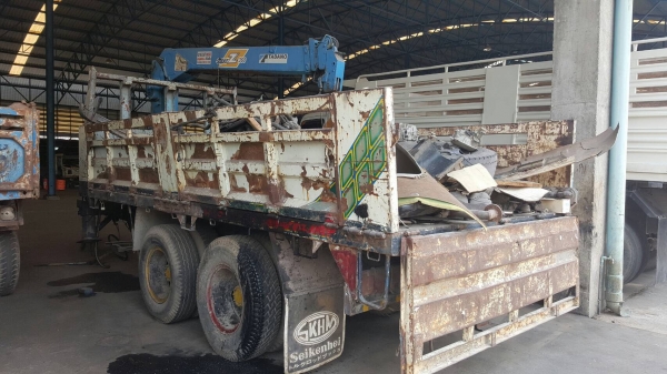 ขาย 10 ล้อ เพลาเดียว HINO FL176 ไม่มีหัวเก๋ง ติดเครน TADANO Super Z 360 ท้อง V 4 ปลอก เครื่อง EH700 168 แรงม้า เกียร์ HO เอกสารเล่มทะเบียนครบ