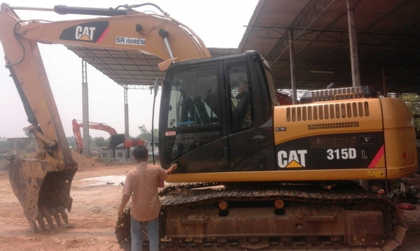 ขายรถแบคโฮ CAT 315D สวยชั่วโมงน้อยเอกสารทะเบียน ขายรถแบคโฮ CAT 315D สวยชั่วโมงน้อยเอกสารทะเบียน