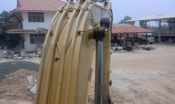 ขายรถแบคโฮ CAT 315D สวยชั่วโมงน้อยเอกสารทะเบียน ขายรถแบคโฮ CAT 315D สวยชั่วโมงน้อยเอกสารทะเบียน