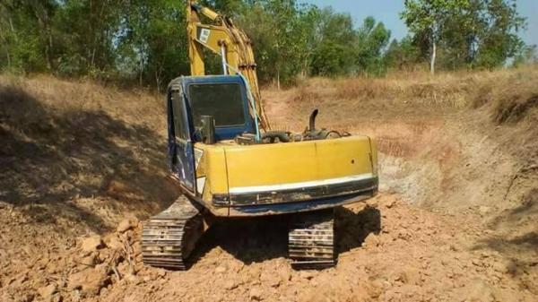 ขาย KOBELCO SK 120 M3 เอกสารใบซื้อขายพร้อมใช้ ติดต่อ คุณ อ๊อฟ พิตร 086-737-9991