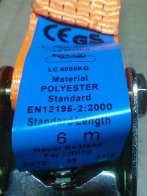 ชุดสายสำหรับช่วยรัดสิ่งของ ขนาด 2 นิ้ว ยาว 10 เมตร รับน้ำหนักได้ 2000 KG. ใช้ได้กับหลังรถกะบะเวลาบรรทุกสิ่งของ หรือใช้ได้อเนกประสงค์ สายรัดทำด้วยไนล่อนคุณภาพดี