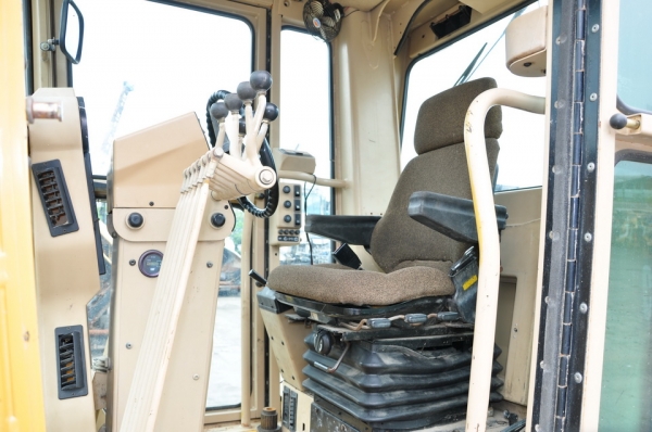 MOTOR GRADER CATTERPILLAR 140 H